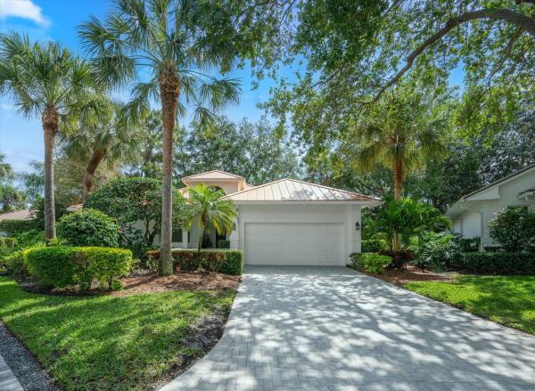 The Loxahatchee Club At Maplewood, 106 Toteka Cir, Jupiter, Florida 33458, image 1