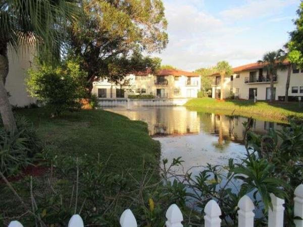 2050 Oleander Blvd #1-105, Fort Pierce, Florida 34950, image 1
