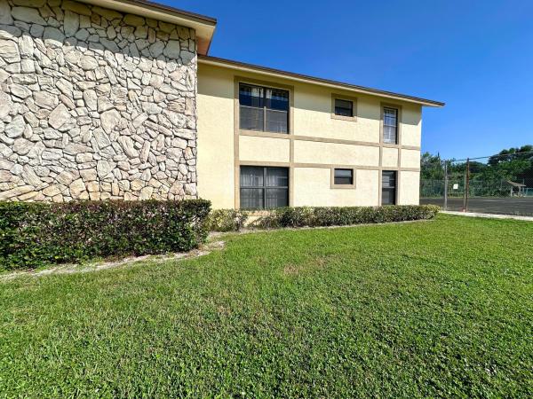 Sherwood Village, 5894 Longbow Ln #1, West Palm Beach, Florida 33415, image 3