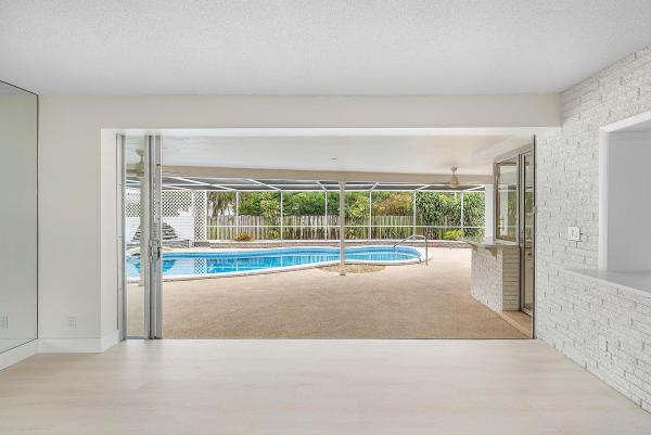 Boca Woods, 262 NE 24th Ct, Boca Raton, Florida 33431, image 2