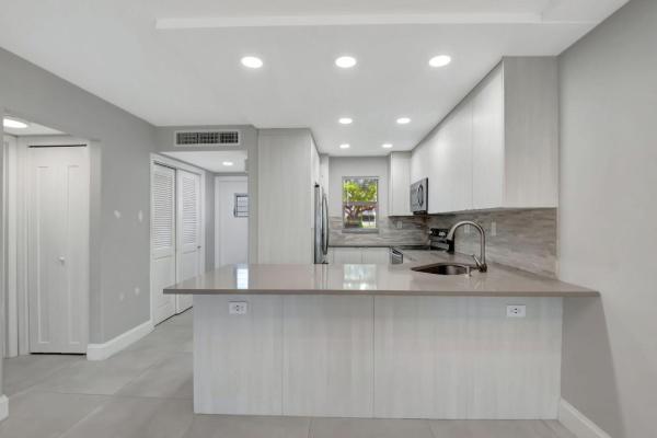 Boca House, 750 NE Spanish River Blvd #1030, Boca Raton, Florida 33431, image 2