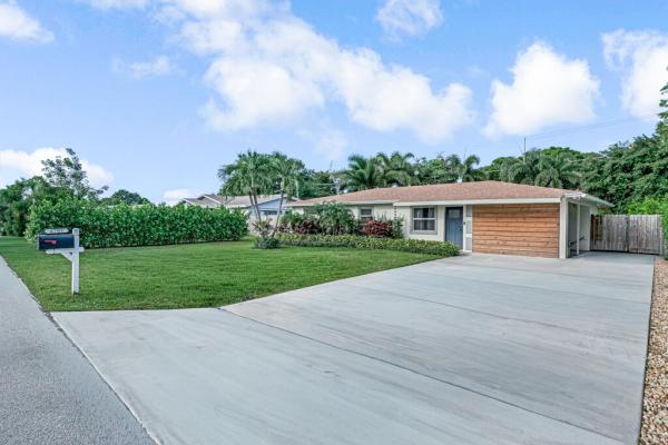 Floral Park Lantana, 6705 Massachusetts Dr, Lake Worth, Florida 33462, image 1
