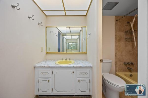 Fairways Riviera, 300 Diplomat Pkwy #607, Hallandale Beach, Florida 33009, image 3