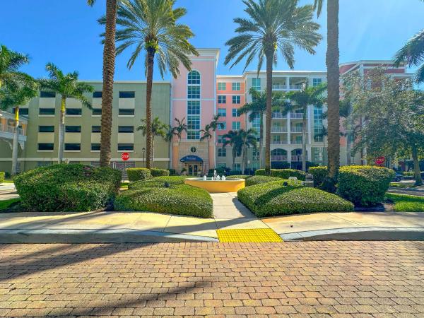 804 E Windward Way #201, Lantana, Florida 33462, image 1