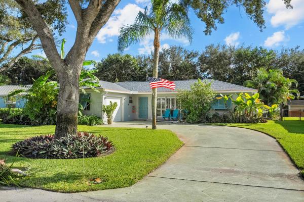 Waterway Manor, 2870 Susan Ave, Palm Beach Gardens, Florida 33410, image 1