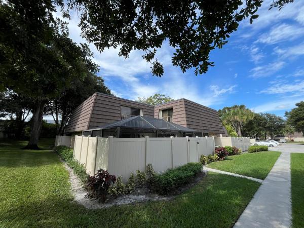 Heritage Village Of Palm Beach Lakes, 7510 75th Way, West Palm Beach, Florida 33407, image 1