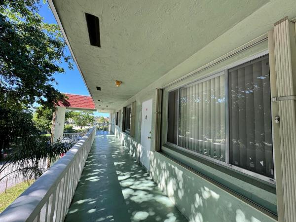 Regal Palms, 3000 Springdale Blvd #V303, Palm Springs, Florida 33461, image 2