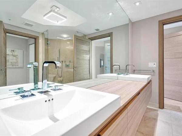 The Reserve At Marina Palms, 17111 Biscayne Blvd #902, North Miami Beach, Florida 33160, image 2