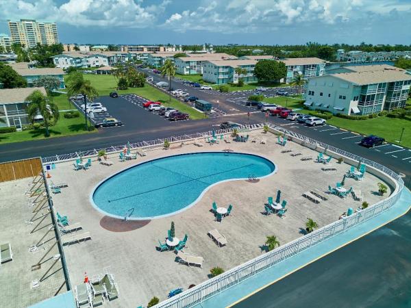 320 Horizons W #207, Boynton Beach, Florida 33435, image 1