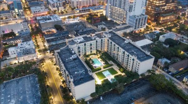 610 Clematis, 610 Clematis St #700-702, West Palm Beach, Florida 33401, image 1