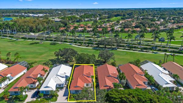 Kensington At Wycliffe, 4509 Kensington Park Way, Lake Worth, Florida 33449, image 3