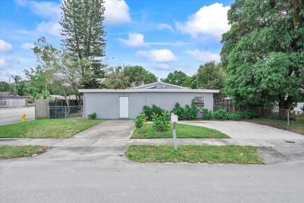 Westgate Heights, 3100 NW 4th Ct, Lauderhill, Florida 33311, image 1