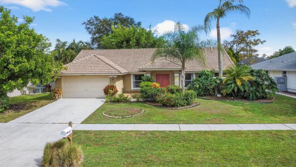 Sugar Pond Manor, 1762 Primrose Ln, Wellington, Florida 33414, image 1