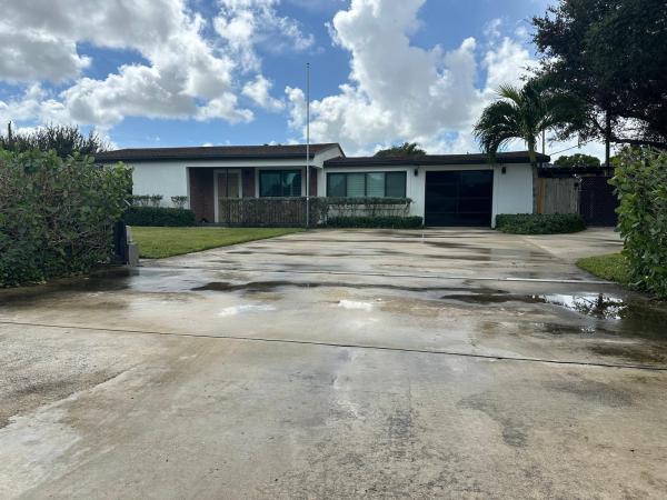 Meadow Park, 2940 Cherokee Rd, West Palm Beach, Florida 33406, image 1