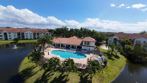 401 Villa Cir, Boynton Beach, Florida 33435, image 1