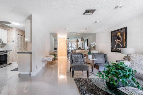 Delray Villas 3, 14585 Lucy Dr, Delray Beach, Florida 33484, image 1