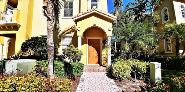 127 Seagrape Dr #201, Jupiter, Florida 33458, image 1