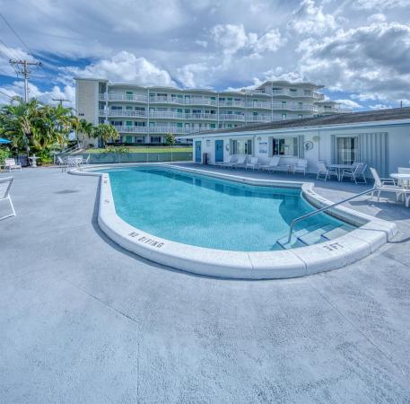 2400 Lake Osborne Dr #205, Lake Worth, Florida 33461, image 1