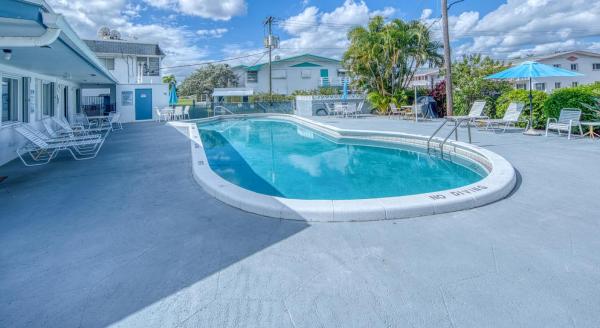 2400 Lake Osborne Dr #205, Lake Worth, Florida 33461, image 1