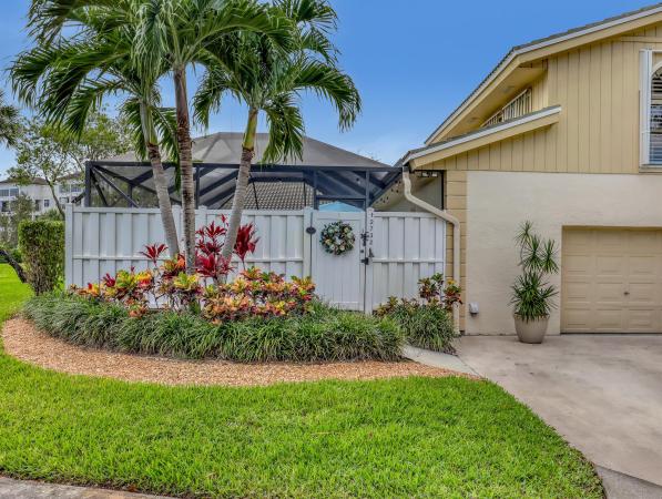 Westwood Lakes, 12732 Woodmill Dr, Palm Beach Gardens, Florida 33418, image 1