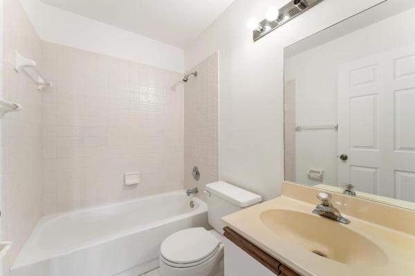 South Lake At Dos Lagos, 22 Via De Casas Sur #102, Boynton Beach, Florida 33426, image 1
