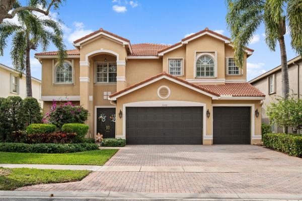 Saturnia, 19270 Skyridge Cir, Boca Raton, Florida 33498, image 1