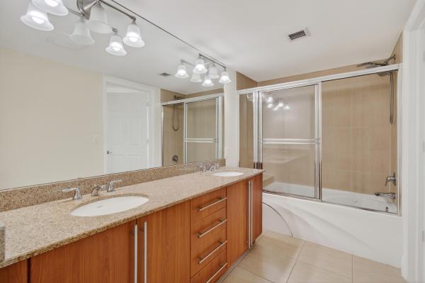 610 Clematis, 610 Clematis St #532, West Palm Beach, Florida 33401, image 1