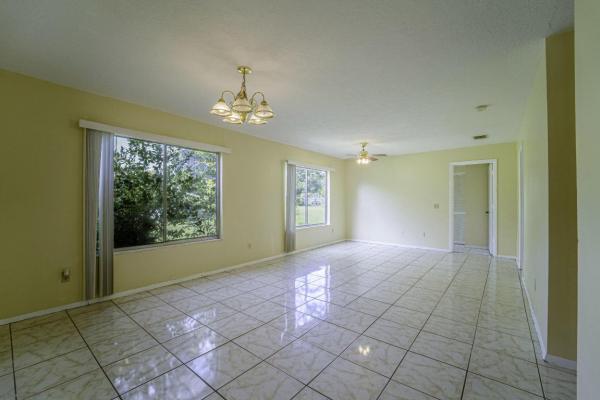 Rivergreen Villas, 1437 SE Rivergreen Cir, Port St. Lucie, Florida 34952, image 2