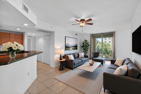 610 Clematis, 610 Clematis St #433, West Palm Beach, Florida 33401, image 1