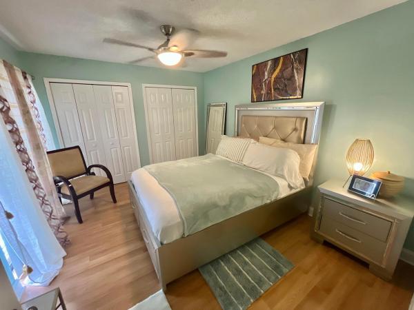 Lago Lucerne, 3960 August Dr, Lake Worth, Florida 33461, image 2