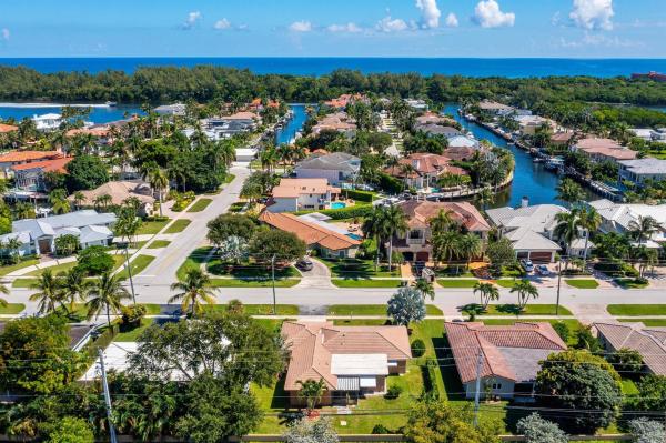 Lake Rogers Isle, 3363 NE 6th Dr, Boca Raton, Florida 33431, image 1