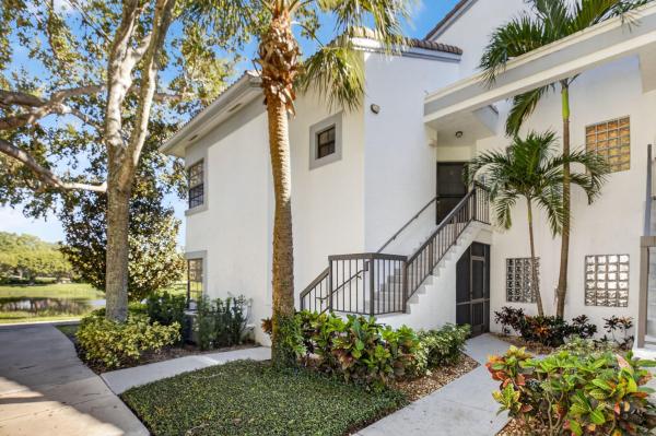 Alexandra Village, 5415 Verona Dr, Boynton Beach, Florida 33437, image 1