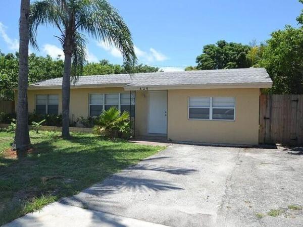 Rolling Green, 424 NE 15th Ct, Boynton Beach, Florida 33435, image 2