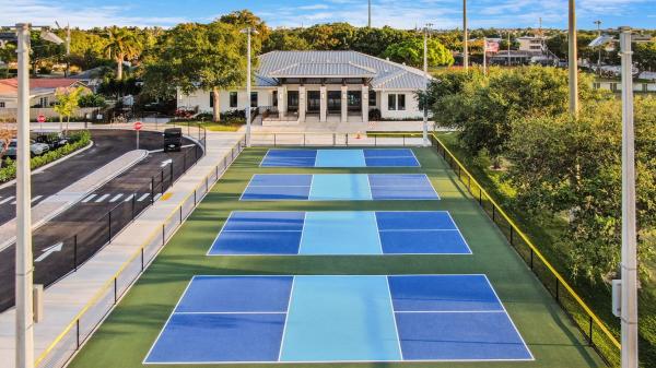 Pompano Waterway Estates, 3011 NE 51st St, Lighthouse Point, Florida 33064, image 2