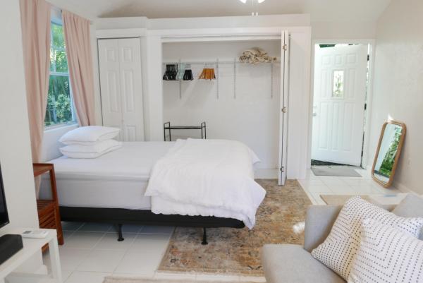 North Shore Terrace, 219 33rd St, West Palm Beach, Florida 33407, image 2