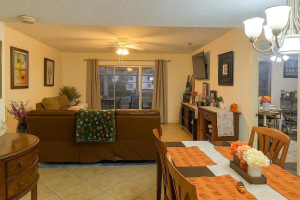 Lakeside Village, 719 Lori Dr #204, Palm Springs, Florida 33461, image 1