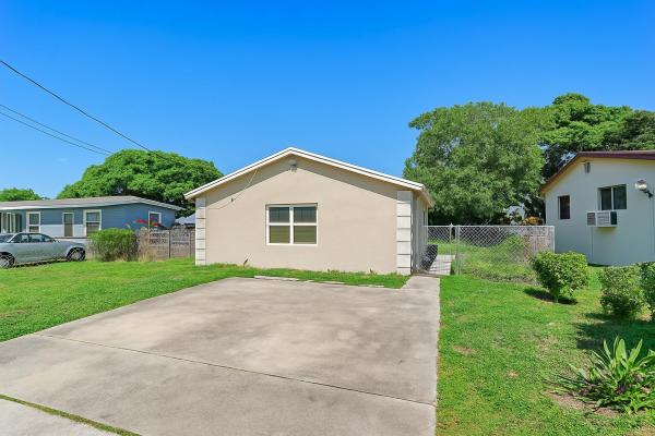 Acrehome Park, 1340 W 35th St, Riviera Beach, Florida 33404, image 1