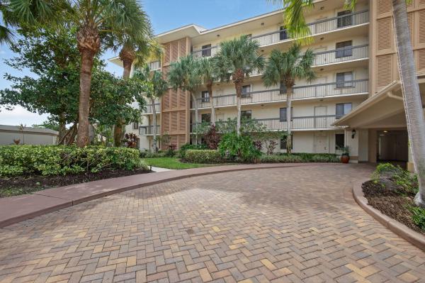 The Marina At The Bluffs, 2201 Marina Isle Way #202, Jupiter, Florida 33477, image 1