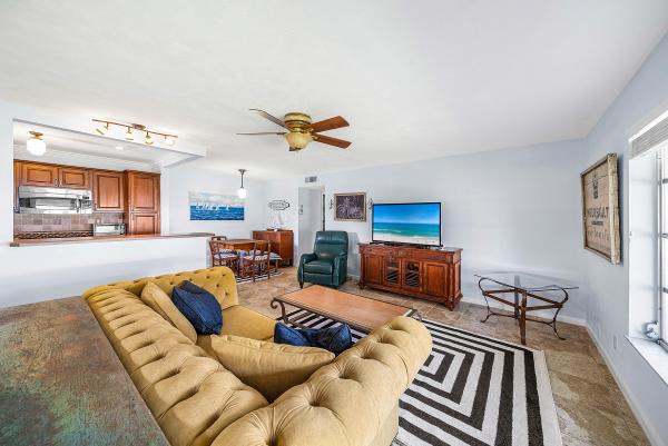 High Point Of Delray 2, 510 High Point Dr #D, Delray Beach, Florida 33445, image 3