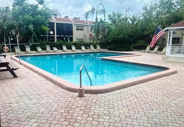 Embarcadero, 5314 NE 6th Ave #F20, Oakland Park, Florida 33334, image 1