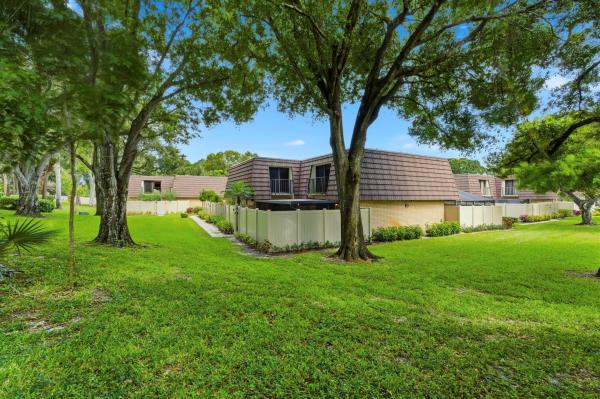 Heritage Village Of Palm Beach Lakes, 7511 75th Way, West Palm Beach, Florida 33407, image 1