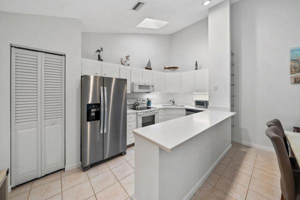 Oceanside Terrace, 1801 S Us Highway 1 #14B, Jupiter, Florida 33477, image 1