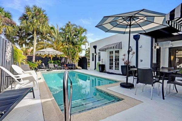 J & J Stonybrook Patio Homes At Indian Spring, 5306 Stonybrook Dr, Boynton Beach, Florida 33437, image 1