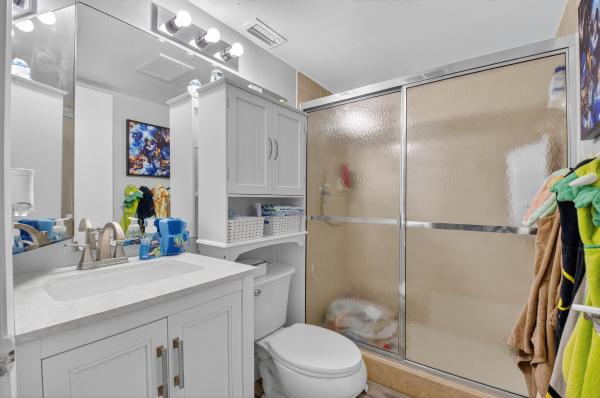 Banyan Lake, 8200 Thames Blvd #C, Boca Raton, Florida 33433, image 1