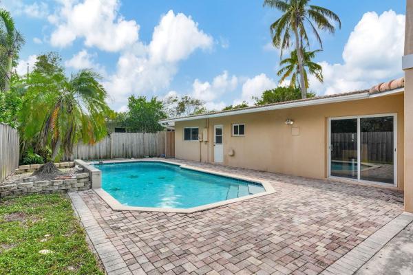 Avalon Garden Estates, 1300 NE 26th Ave, Pompano Beach, Florida 33062, image 1