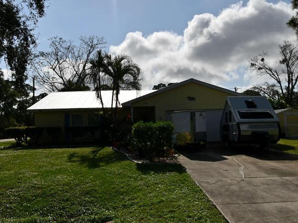 Lakewood Park, 7301 Coquina Ave, Fort Pierce, Florida 34951, image 1