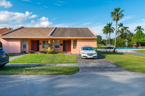 Kirk Estates, 801 SW 12th Pl, Fort Lauderdale, Florida 33315, image 1