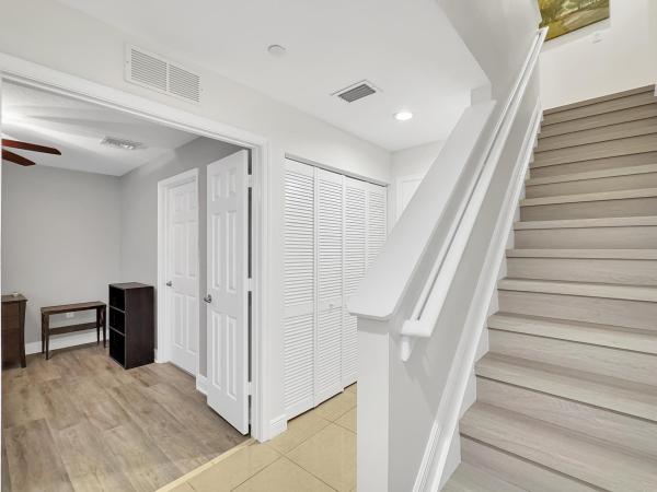 Villa Medici, 1033 NE 17th Way #602, Fort Lauderdale, Florida 33304, image 2