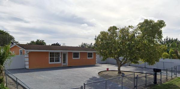 Lake Belvedere Estates, 584 Vossler Ave, West Palm Beach, Florida 33413, image 1