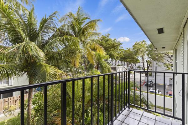 The Racquet Club, 809 W Oakland Park Blvd #K12, Oakland Park, Florida 33311, image 1